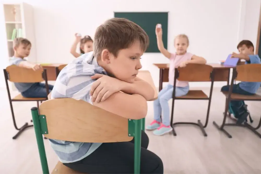 Jak uspokoić dziecko z zespołem Aspergera i zminimalizować stres