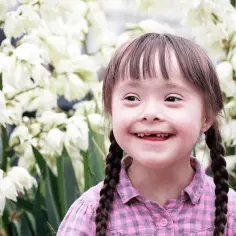 Zespół Downa: czy to mutacja genowa czy chromosomowa? Wyjaśniamy