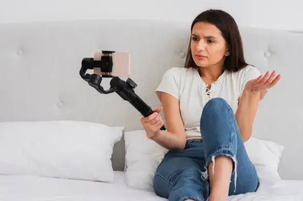 Jak ustabilizować wideo bez stabilizatora: mobilne triki